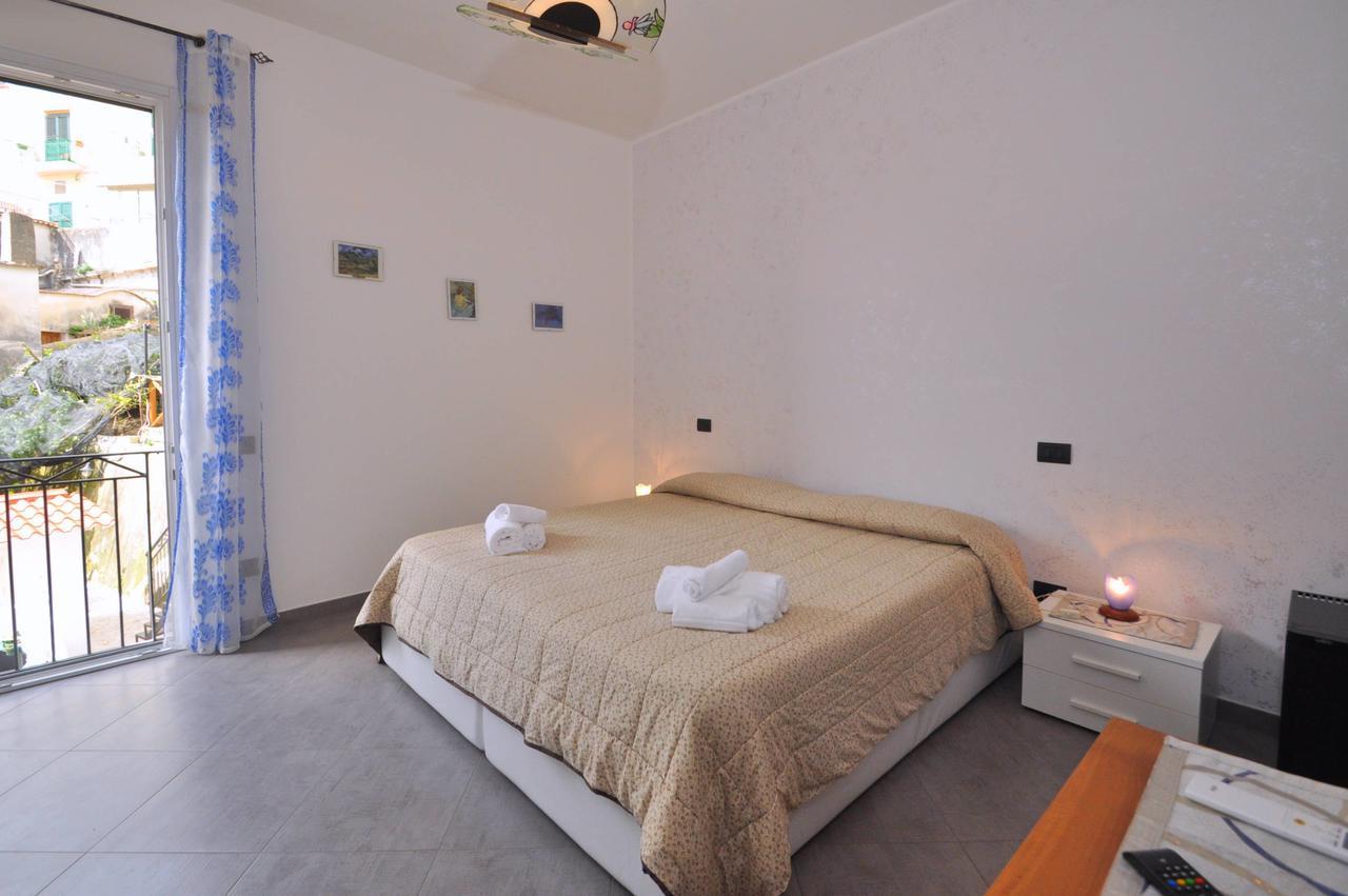 Bed and breakfast La Rosa Dei Venti - Cetara Extérieur photo