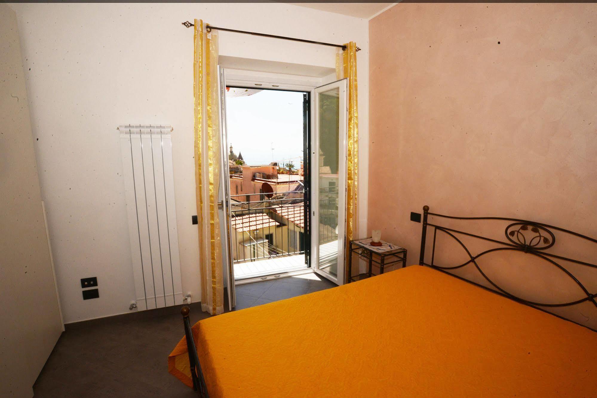Bed and breakfast La Rosa Dei Venti - Cetara Extérieur photo
